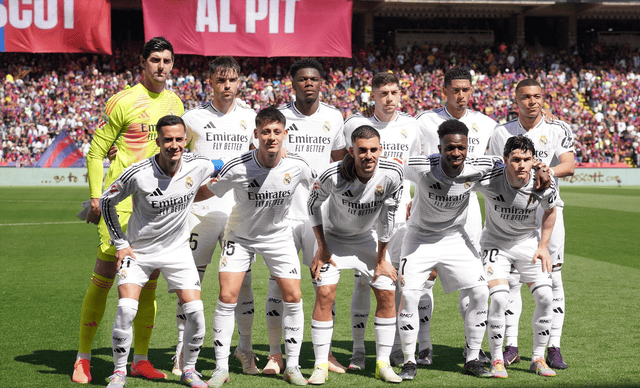 科利莫尔：在利物浦永远是俱乐部至上，萨拉赫不是梅西或C罗（科利莫尔：利物浦始终以俱乐部为先，萨拉赫并非梅西或C罗）