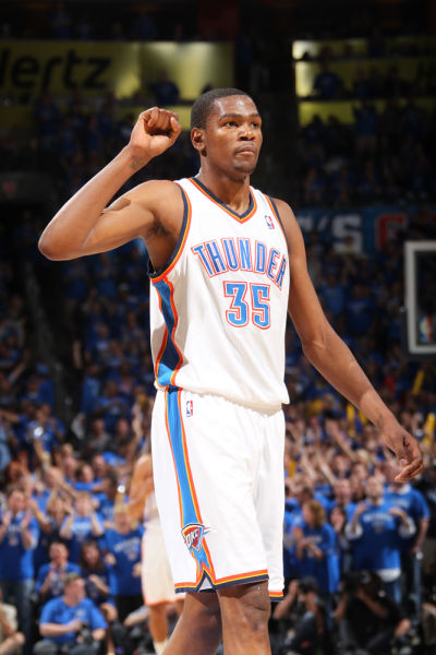 加拿大主帅：加拿大有机会拿小组第一；若能对阵意大利会很好（加拿大主帅看好球队争夺小组第一，期待与意大利过招）