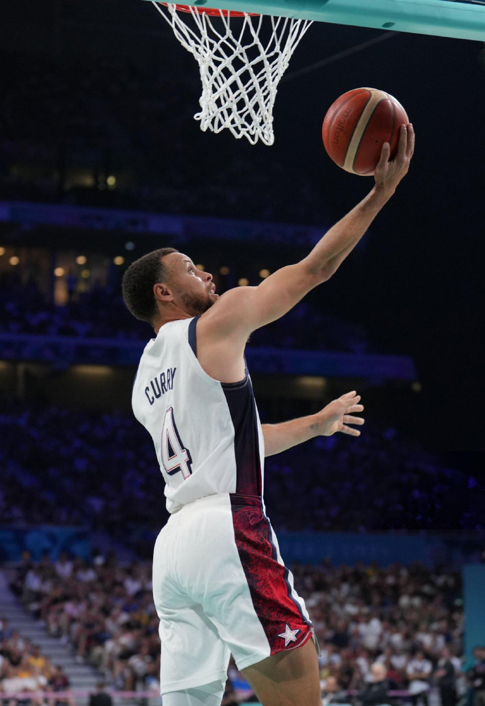 瓜帅：在伯纳乌很难踢，只要出现一次失误，皇马就能要你命（瓜迪奥拉：伯纳乌凶险，一次失误就可能遭皇马致命打击）