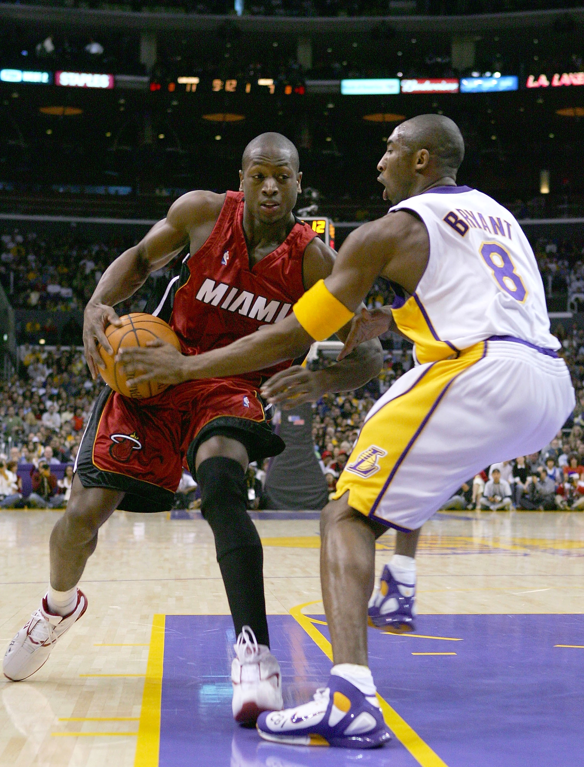 才华横溢，法国国脚谢尔基vs多特蒙德个人集锦（谢尔基闪耀多特之战：法国国脚个人高光集锦）