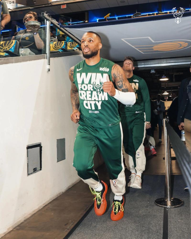 曼联、利物浦为何竞相追逐安托万·塞梅尼奥？（安托万·塞梅尼奥为何成为曼联与利物浦争相追逐的目标？）