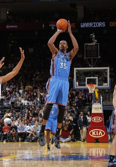 英超半场：塞梅尼奥进球被吹，切尔西暂0-0伯恩茅斯（英超半场战报：塞梅尼奥破门无效，切尔西0-0伯恩茅斯）