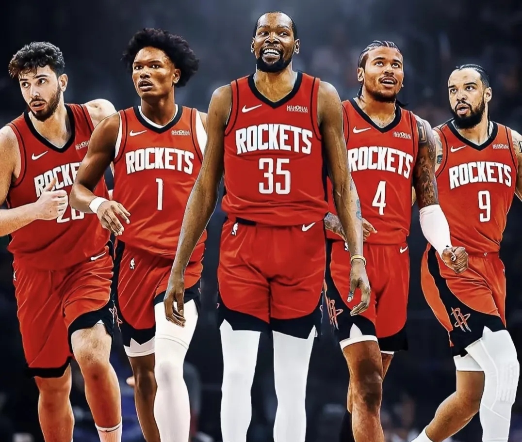 都体：弗拉霍维奇左腿肌肉拉伤，将缺战那不勒斯，或缺战罗马（都灵体育报：弗拉霍维奇左腿肌肉受伤，缺席战那不勒斯，或无缘对罗马）